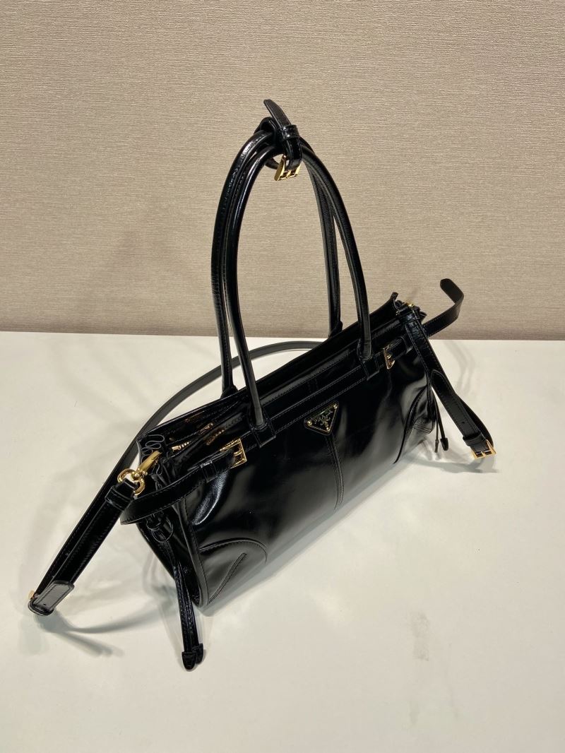 Pra*a top handle bags